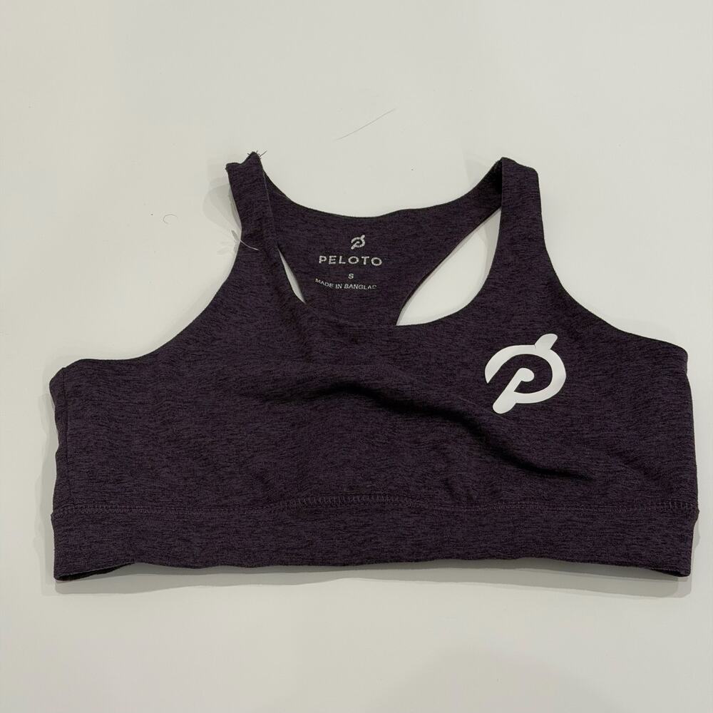 Women’s peloton sports bra size Small color purple